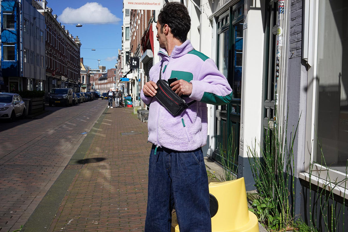 Essential Hip Bag - Stealth image 6