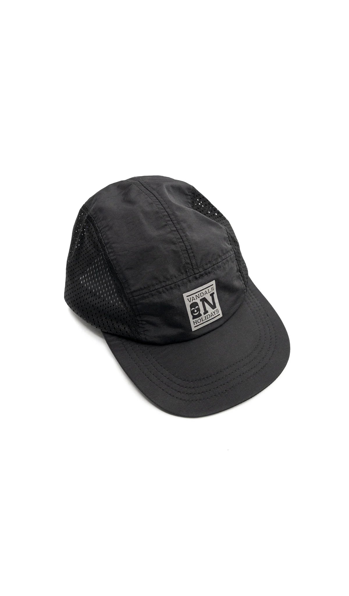 Ghost Cap image 1