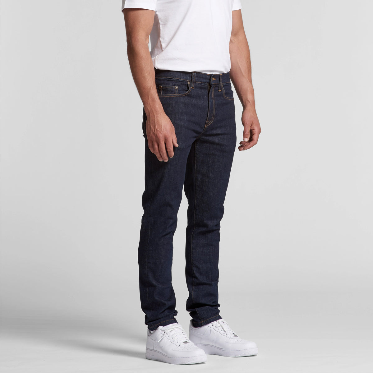 5801 Standard Jeans image 1