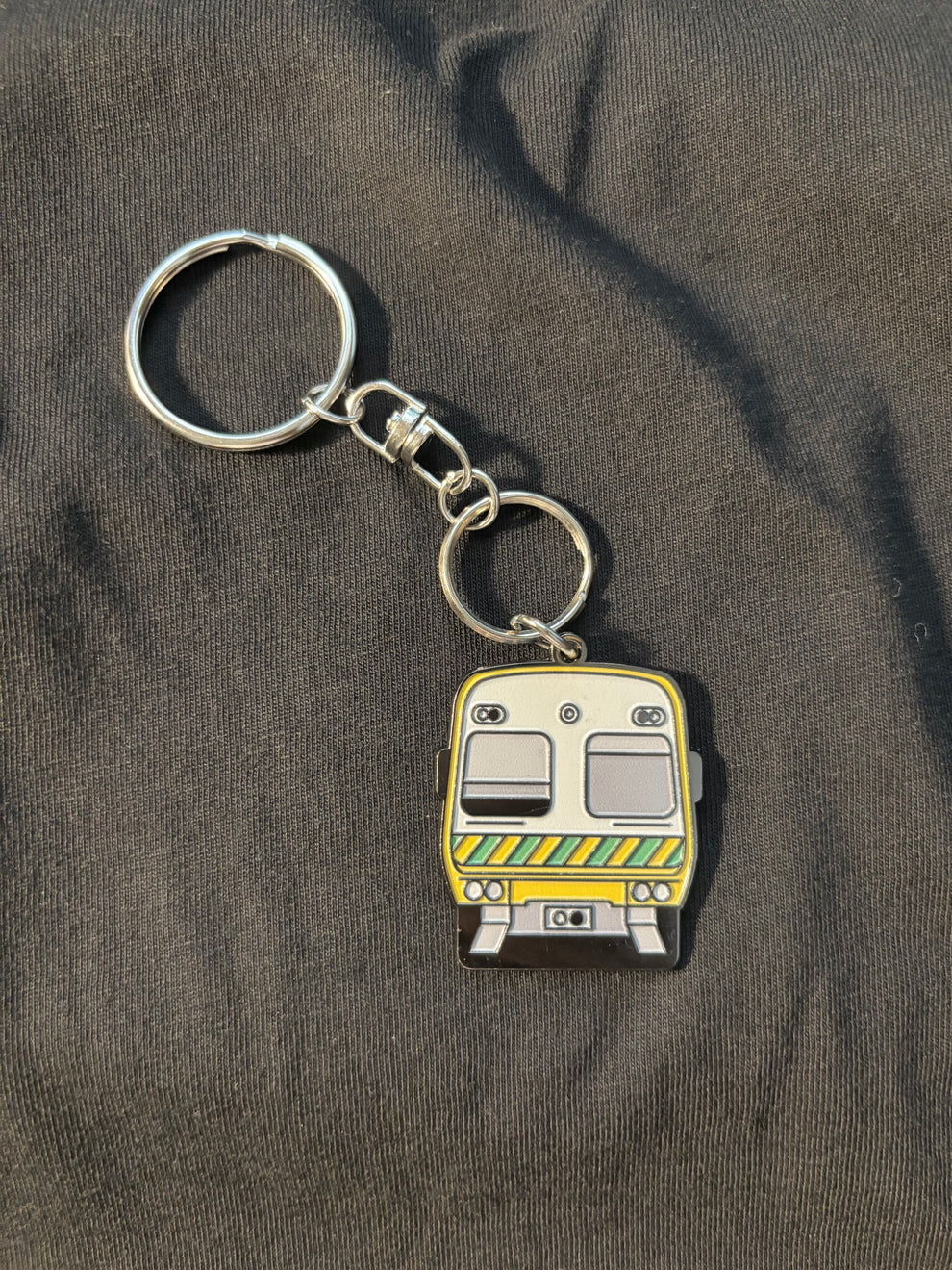 Enamel Train Keyring - Comeng New &amp; Old image 1