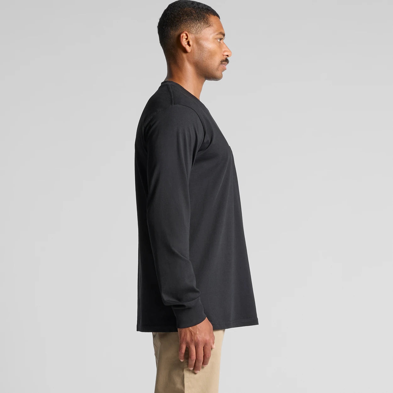5072 Classic Pocket Long Sleeve