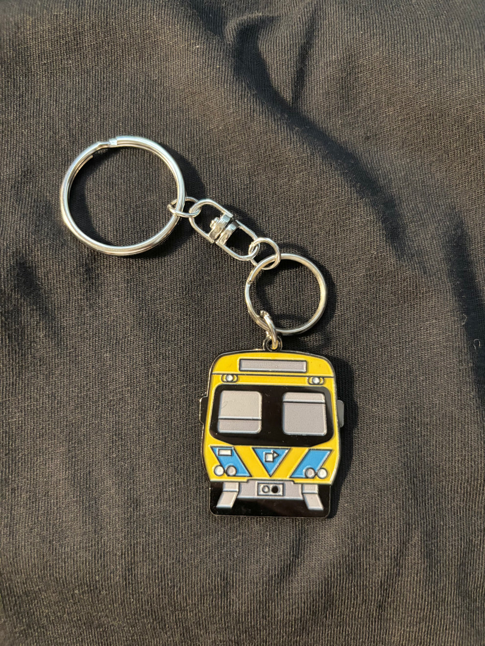 Enamel Train Keyring - Comeng New &amp; Old image 0