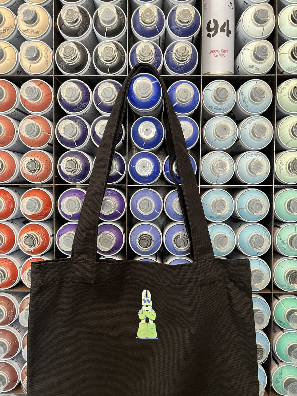 Perth Paradise Tote - Black image 1
