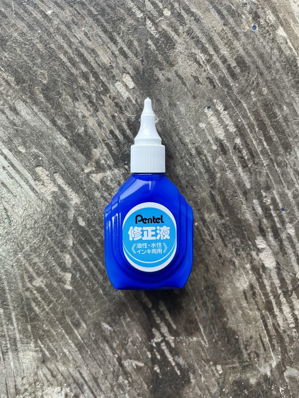 Pentel Whiteout Pen ZL1-W image 0