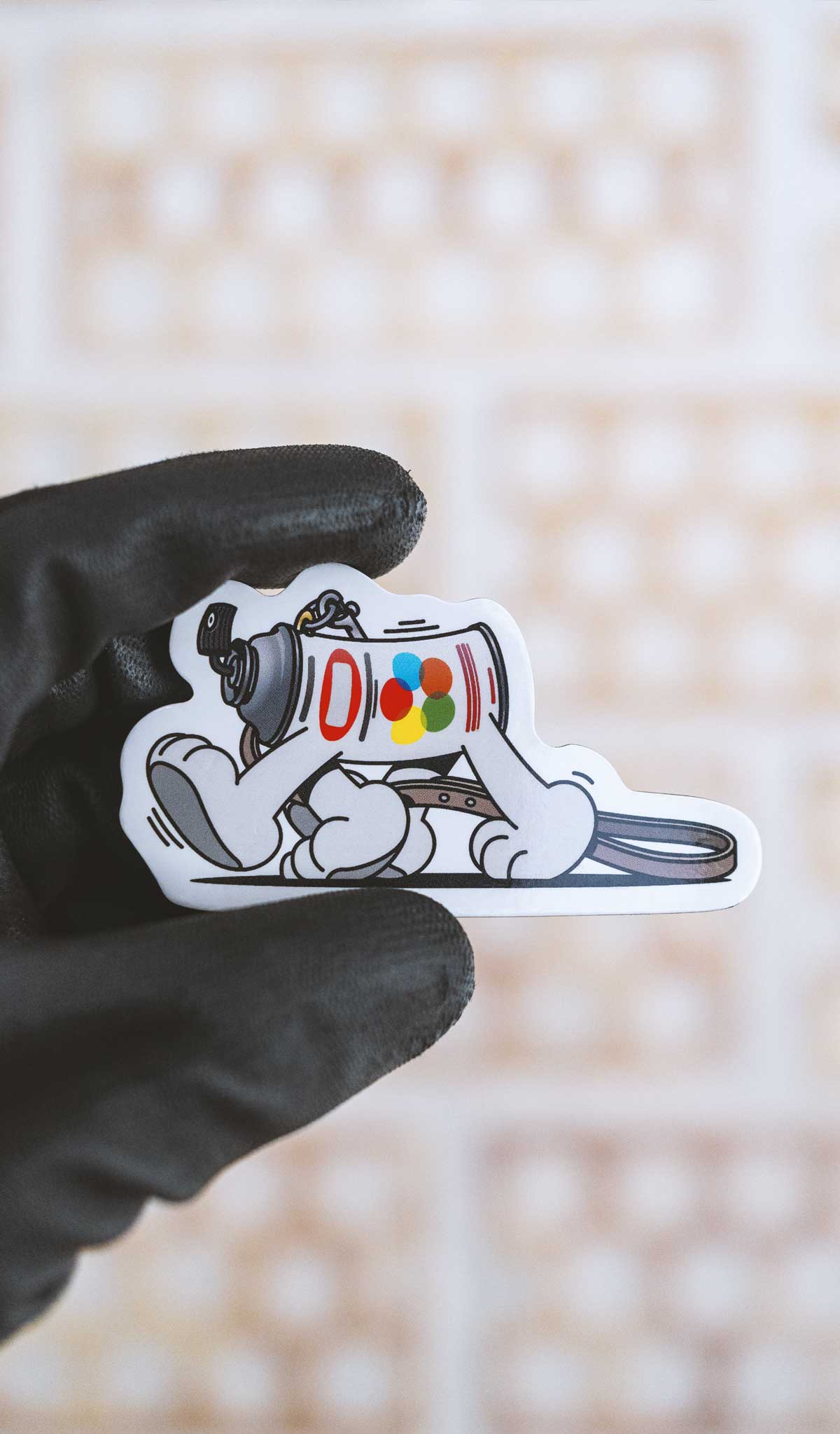 Magnet - Krylon image 1