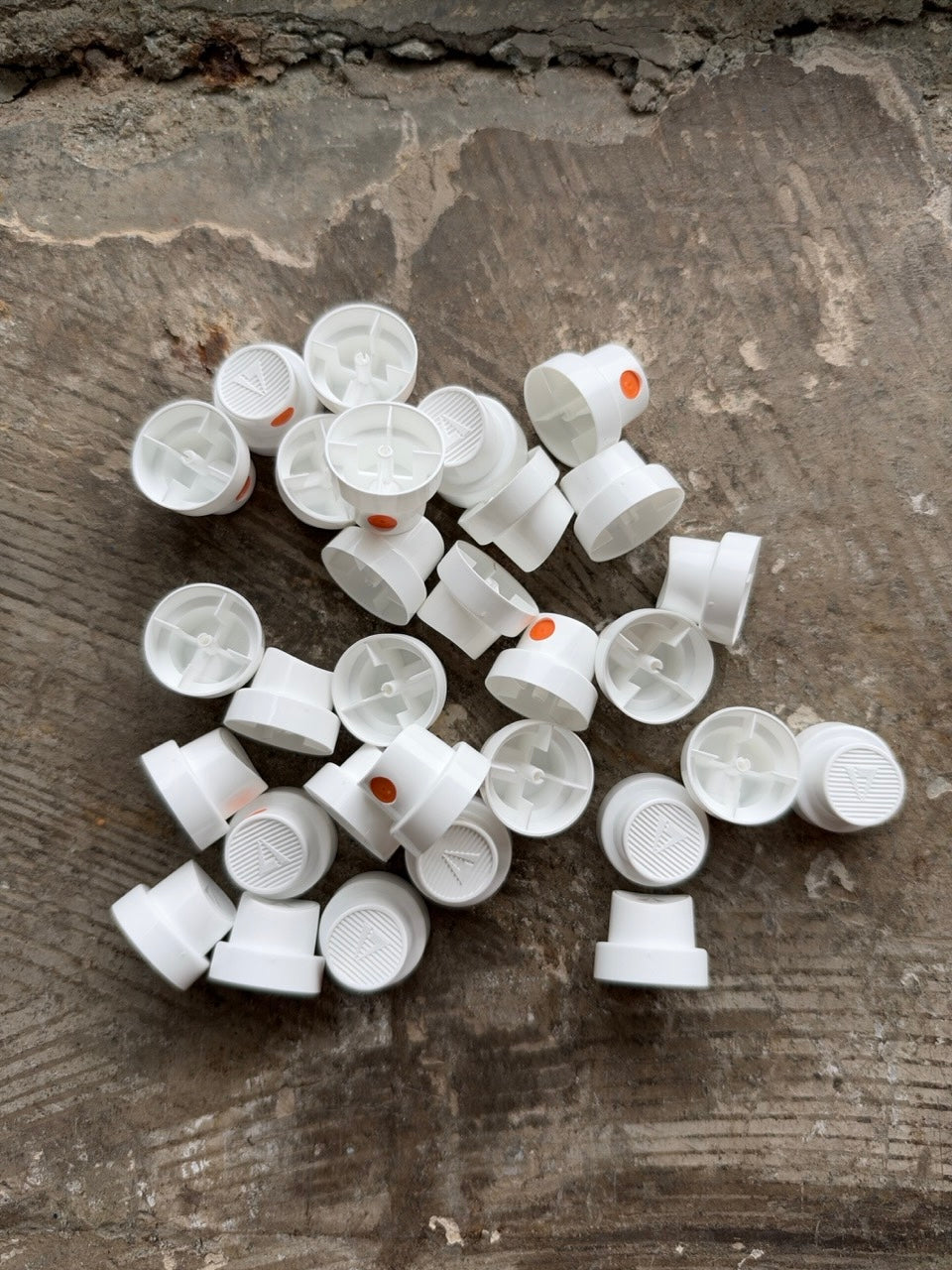 Aerosol Nozzle - Orange Dot - Pack of 100